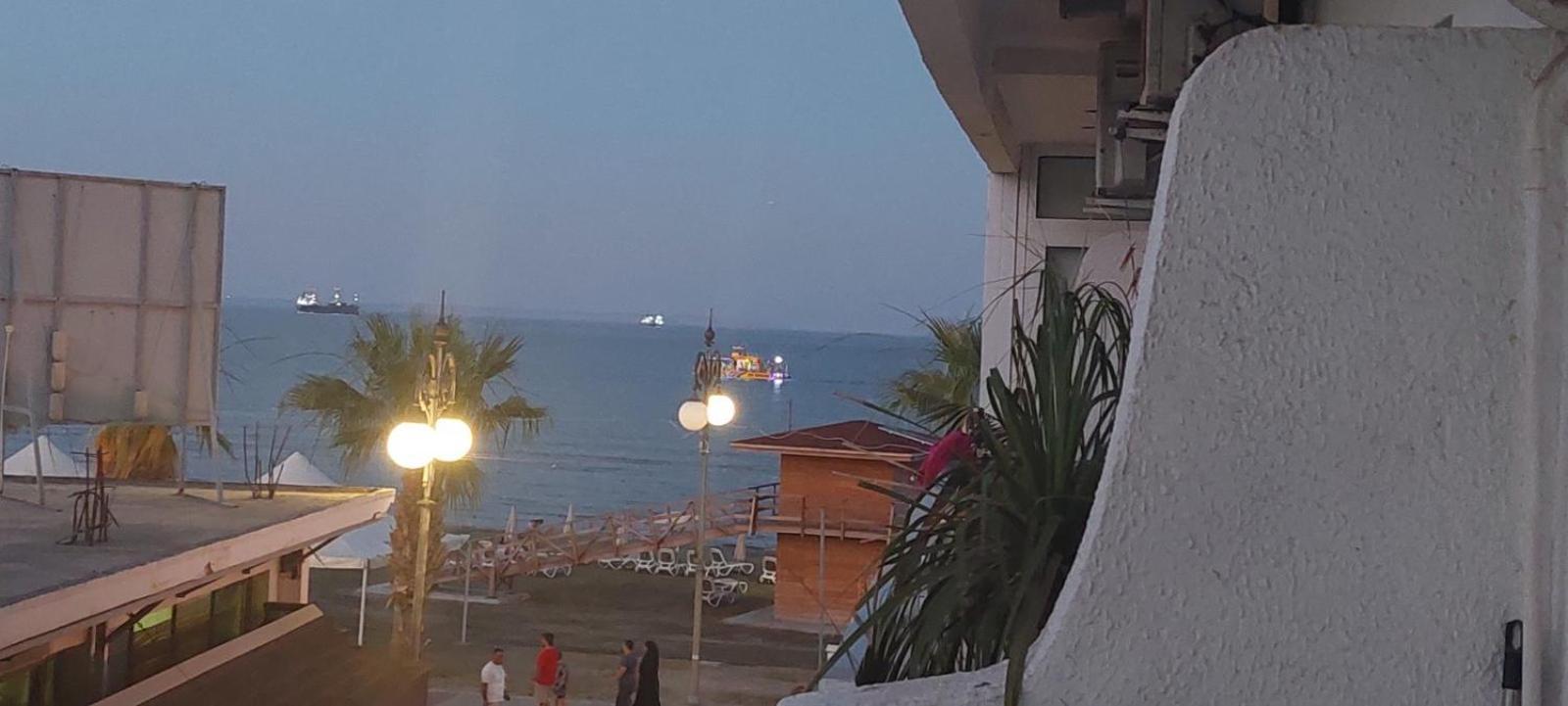 Paradise By The Sea Larnaca Exterior foto